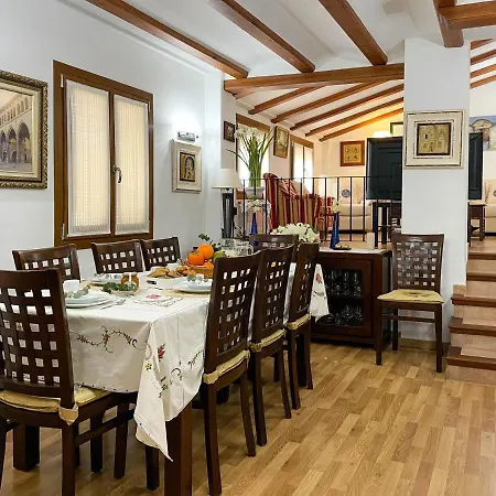 Dom wakacyjny Casa Gala Biar. Tranquilidad, Encanto Y Aire Puro. Biar
